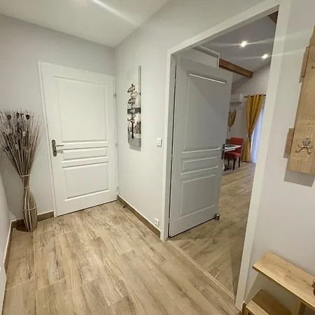 T2 53 M2, Clim, Jardin Clos 300 M2, 2km, Entre Hossegor Et Biarritz